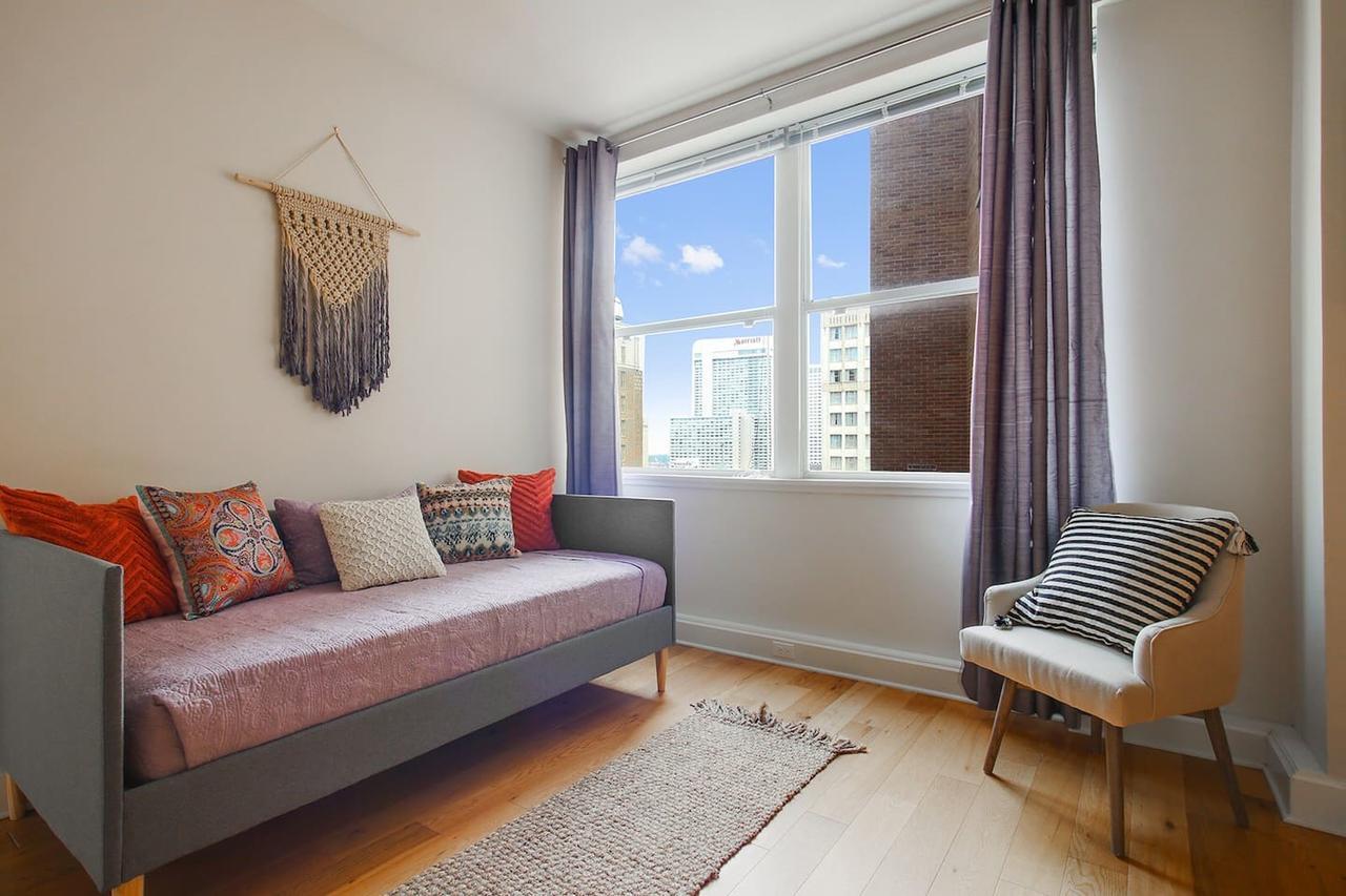 New 2bdrm Dtown Canal St Bourbon St #1218 *
